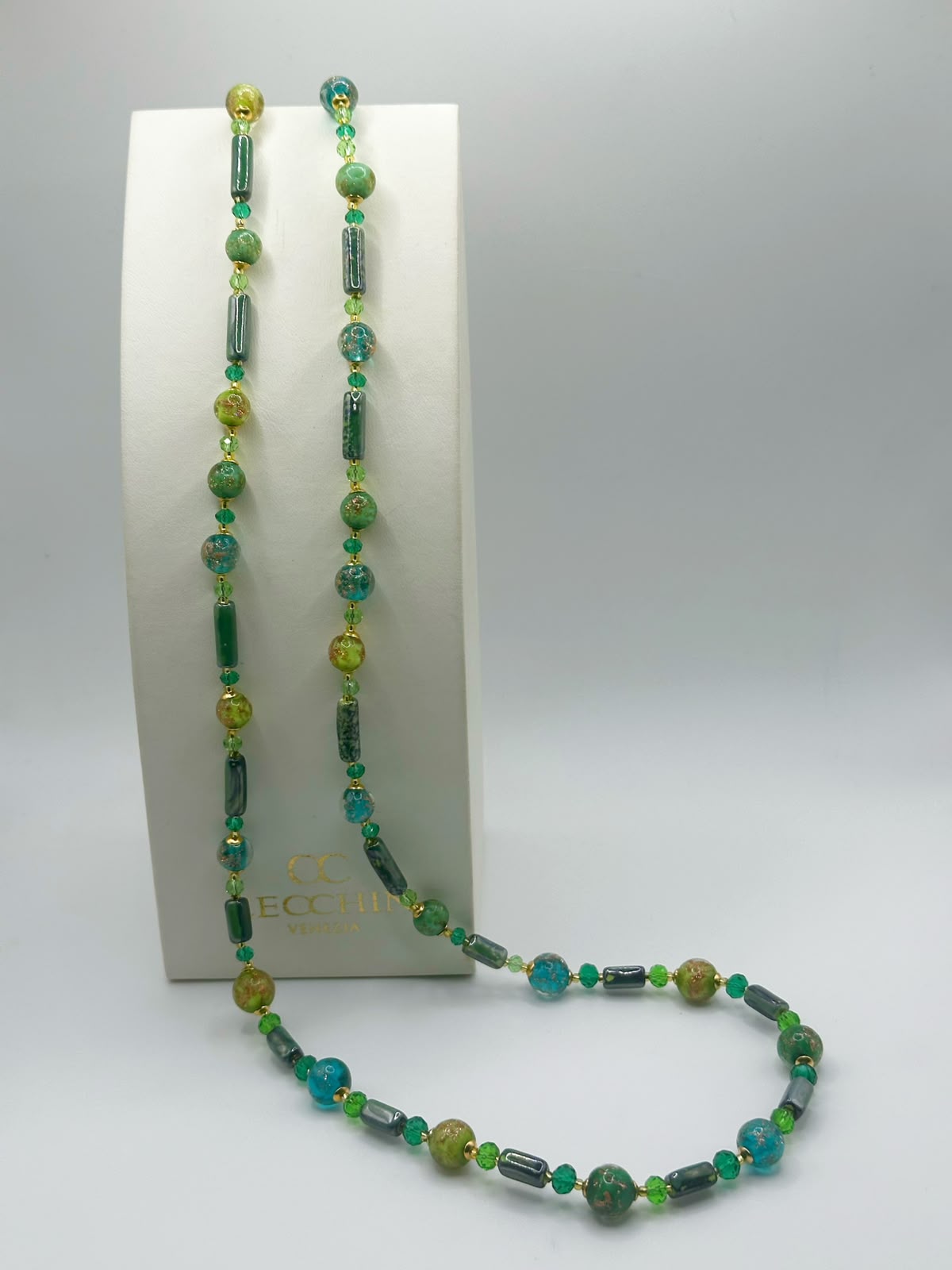 Collana lunga Atene in vetro di Murano e avventurina, colore verde